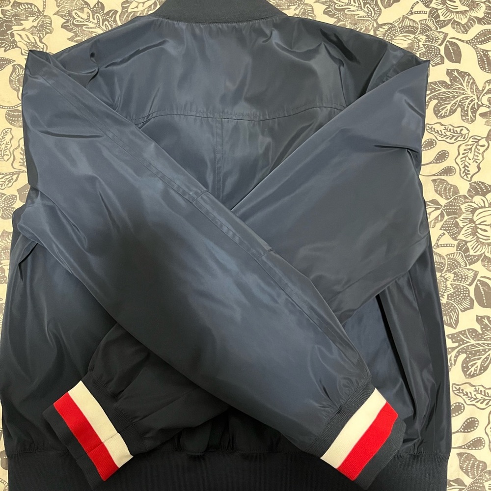 Size small